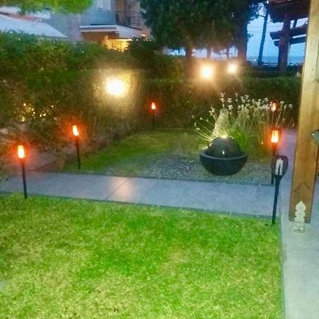 Beach House Nikiti Exterior photo